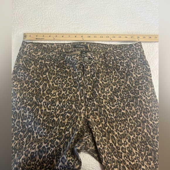 D. Jeans. Animal Print Jeans. Size 14W. #Mobwife - Picture 4 of 6